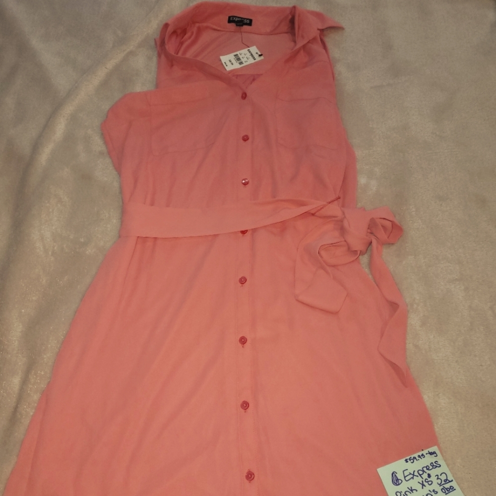 Junior's size XS Express dress NWT